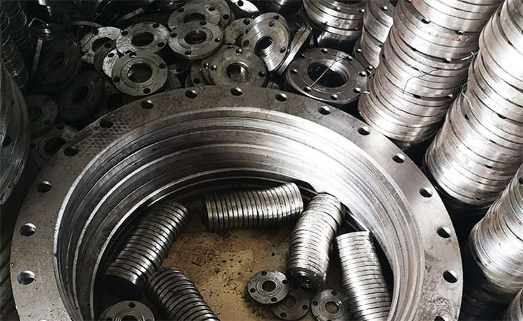 薄壁螺旋管價格，槽鋼批發(fā)，1024mm螺旋鋼管，2800mm螺旋管