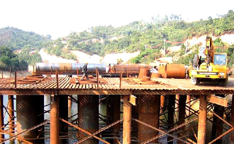 防城港2000打樁鋼護(hù)筒，鋼材場(chǎng)打樁護(hù)壁鋼護(hù)筒，濾水螺旋鋼管，螺旋管廠