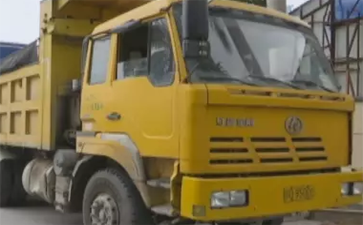 多部門(mén)聯(lián)合整治渣土運(yùn)輸車(chē)輛